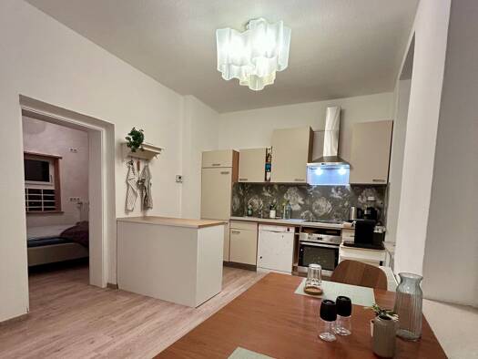Wohnung zur Miete 1.900 € 2 Zimmer 45 m² Geschoss 1/3 frei ab 15.09.2026 Kaiserstraße 32 Innenstadt Trier 54290