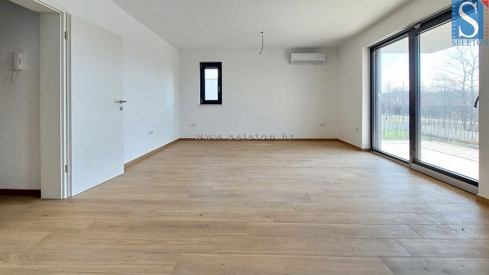 Wohnung zum Kauf 215.000 € 3 Zimmer 68 m²<br/>Wohnfläche 1.<br/>Geschoss Obala marsala Tita 1, Porec 52440 Porec center