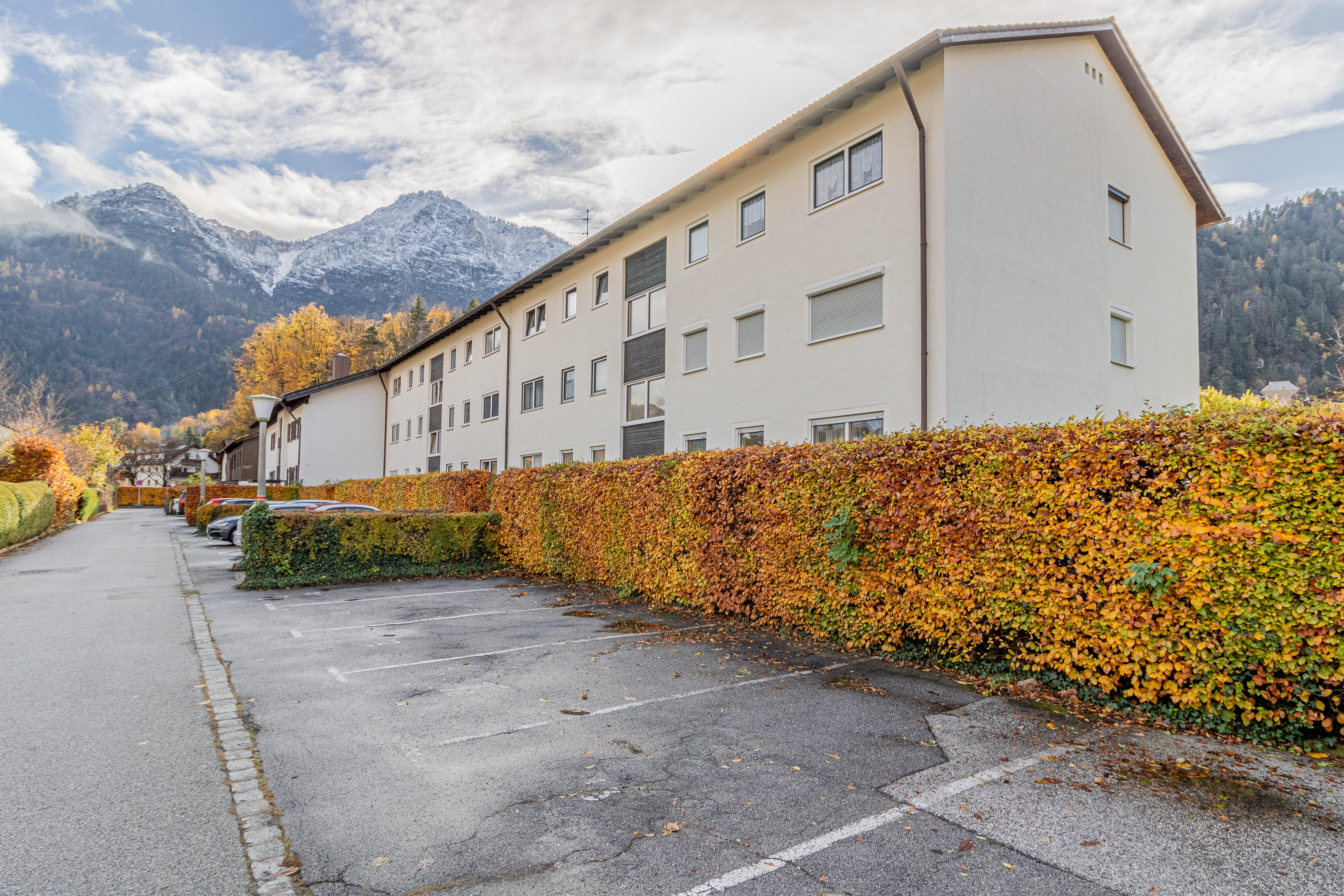 Wohnung zum Kauf 130.000 € 2 Zimmer 59,5 m²<br/>Wohnfläche 1.<br/>Geschoss Asternweg 5 Karlstein Bad Reichenhall 83435