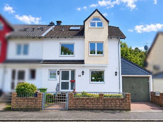 Doppelhaushälfte zur Miete 1.250 € 6 Zimmer 165 m² 263 m² Grundstück frei ab 01.11.2026 Amselweg 29 Engelskirchen-Loope Engelskirchen 51766