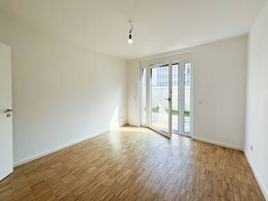 Wohnung zur Miete 795 € 2 Zimmer 87,4 m² EG frei ab 01.07.2025 Herzogin-Cecilie-Allee 4b Häfen - Handelshäfen Bremen 28217