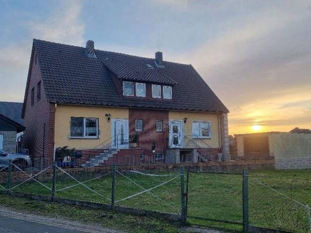Doppelhaushälfte zum Kauf provisionsfrei 165.000 € 5 Zimmer 95 m² 370 m² Grundstück Ottbergen Schellerten 31174