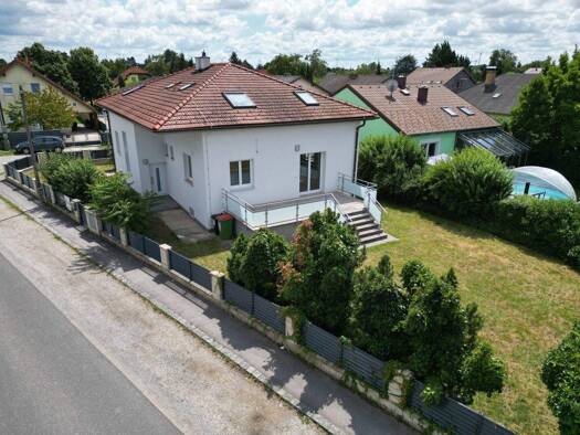 Einfamilienhaus zum Kauf 560.000 € 10 Zimmer 194 m² 527 m² Grundstück Strasshof an der Nordbahn 2231