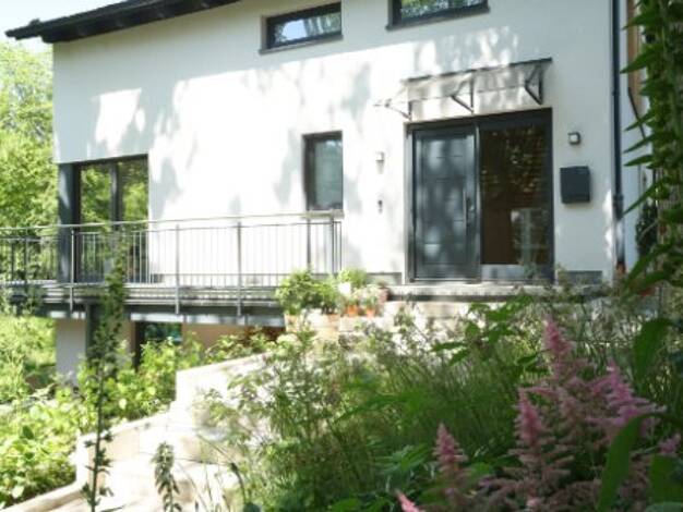 Einfamilienhaus zum Kauf 343.600 € 4 Zimmer 125 m² 1.000 m² Grundstück Hoyerswerda 02977
