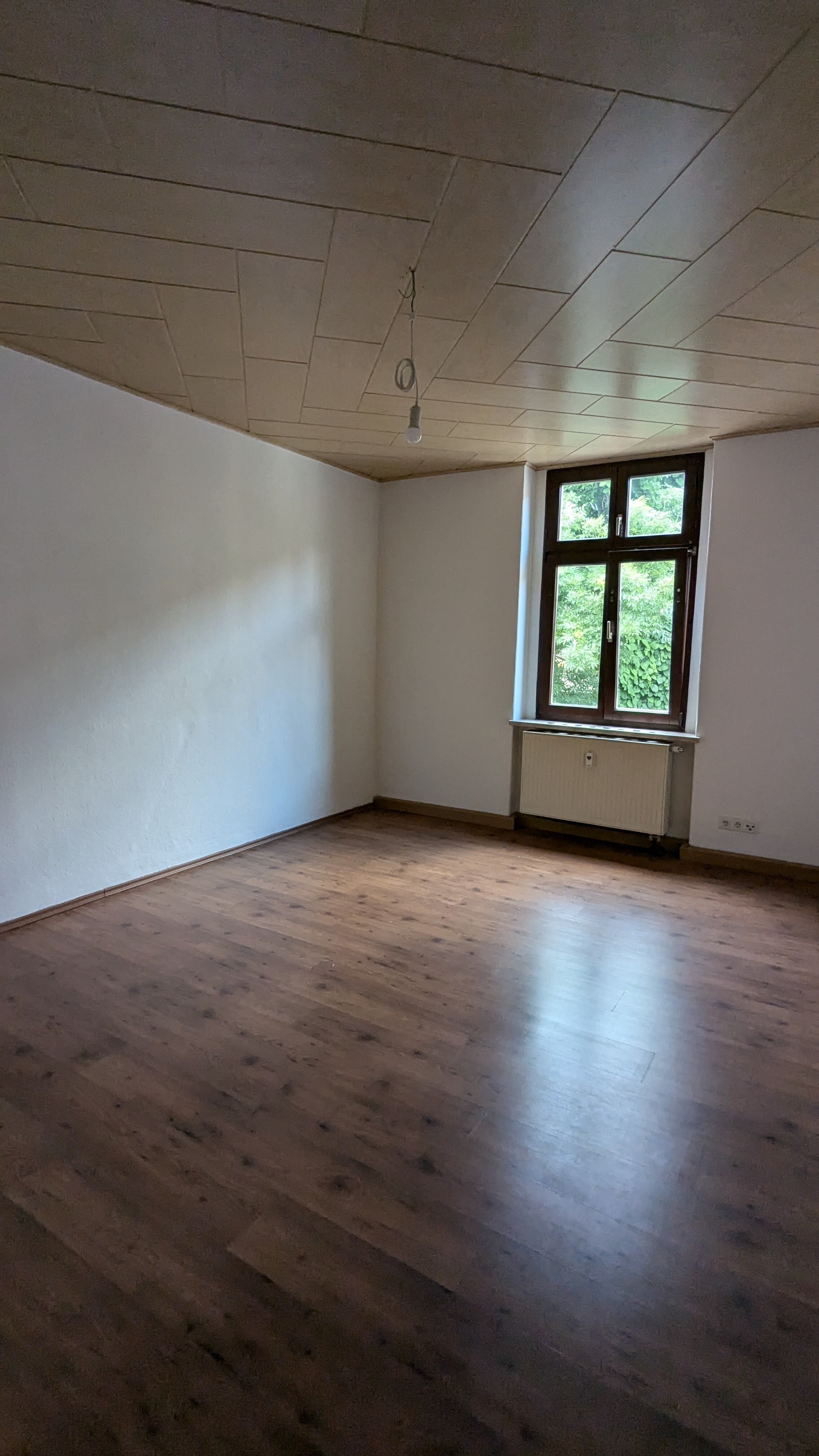 Wohnung zur Miete 315 € 2 Zimmer 63 m²<br/>Wohnfläche 2.<br/>Geschoss Greiz Greiz 07973