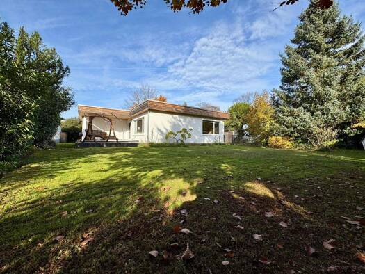 Bungalow zum Kauf 1.150.000 € 5 Zimmer 175,2 m² 737 m² Grundstück Oberlinden Langen 63225