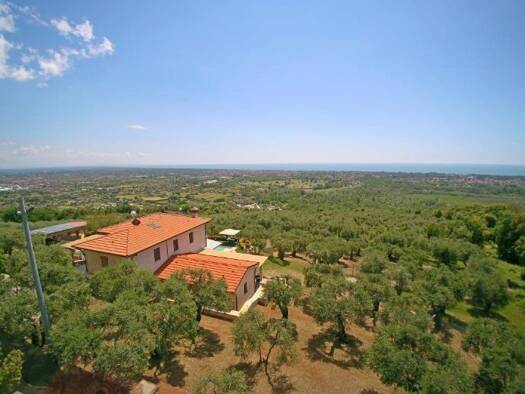 Villa zum Kauf 2.800.000 € 5 Zimmer 140 m² Pietrasanta 55045