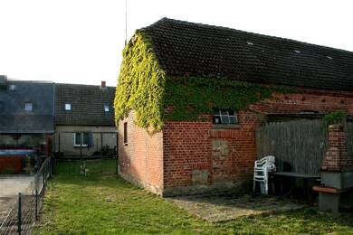 Haus zum Kauf 105.000 € 5 Zimmer 90 m² 573 m² Grundstück frei ab 30.07.2025 Alt Sammit Krakow a See 18292
