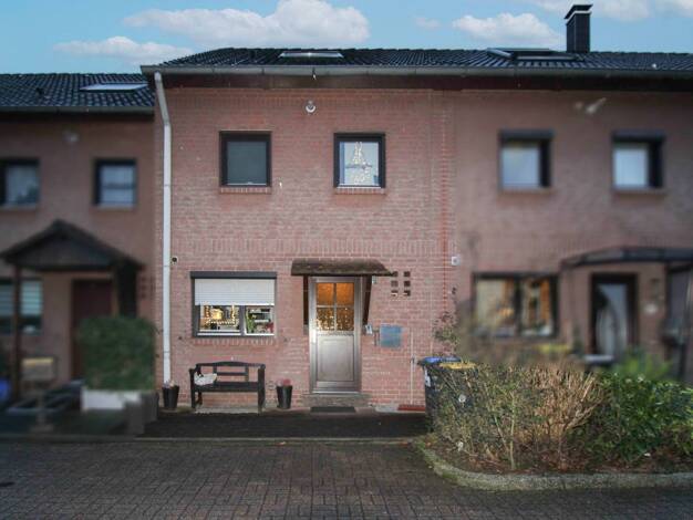 Reihenmittelhaus zum Kauf 255.000 € 4 Zimmer 110,7 m² 162,3 m² Grundstück Neumühl Duisburg 47167