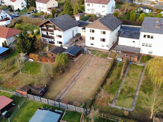 Mehrfamilienhaus zum Kauf provisionsfrei 169.000 € 8 Zimmer 204 m² 740 m² Grundstück Philippsthal Philippsthal (Werra) 36269