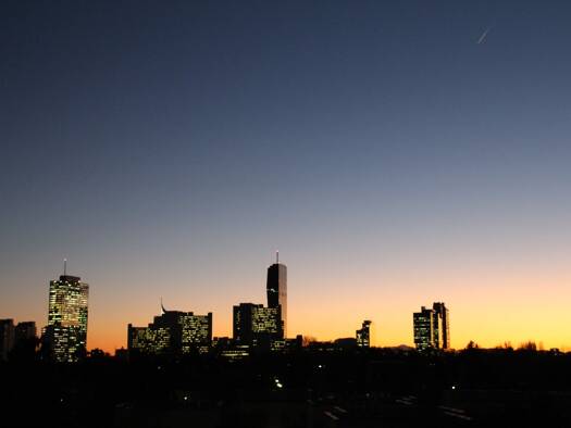 Wohnung zur Miete Wohnen auf Zeit 4.112 € 3 Zimmer 150 m² frei ab sofort Wien 1220