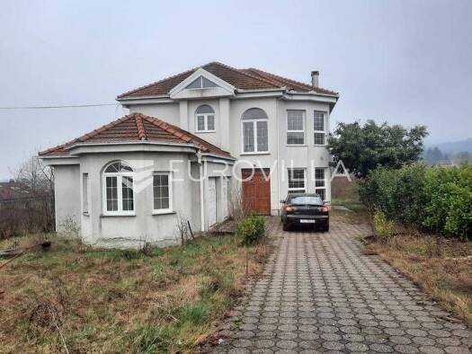 Haus zum Kauf 550.000 € 3 Zimmer 346 m² Bregana Samobor