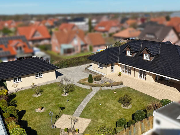 Einfamilienhaus zum Kauf 595.000 € 7 Zimmer 291,8 m² 1.500 m² Grundstück Haselünne 49740