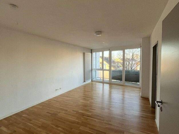 Wohnung zum Kauf provisionsfrei 370.000 € 6 Zimmer 164,1 m² EG frei ab sofort Münchener Straße 113 Ingolstadt 85051
