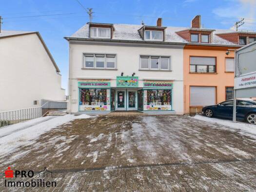 Mehrfamilienhaus zum Kauf 299.000 € 9 Zimmer 197 m² 799 m² Grundstück frei ab sofort Riegelsberg 66292