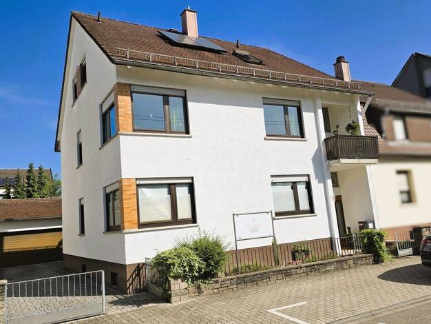 Mehrfamilienhaus zum Kauf 689.000 € 9 Zimmer 218,5 m² 426 m² Grundstück frei ab 01.12.2026 Neureut Neureut 76149