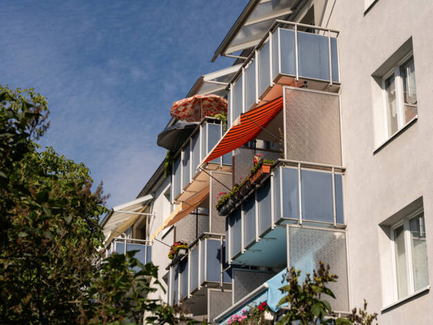 Wohnung zur Miete 374 € 3 Zimmer 58,7 m² 3. Geschoss Paul-Gerhardt-Straße 10 Merseburg 06217
