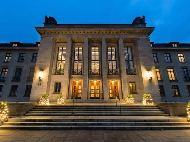 Penthouse zum Kauf 4.186.000 € 5 Zimmer 281 m² 3. Geschoss Harvestehude Hamburg 20149