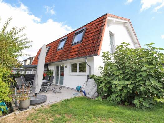 Doppelhaushälfte zum Kauf 549.000 € 4 Zimmer 110 m² 304 m² Grundstück Bremthal Eppstein 65817