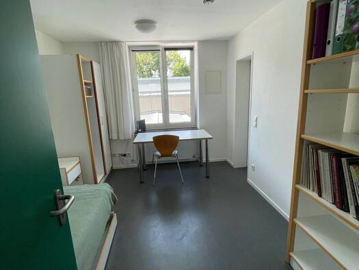 Studio zur Miete 470 € 1 Zimmer 11 m² Geschoss 2/3 frei ab 01.09.2026 Winkelmannstraße 1 Eichstätt 85072