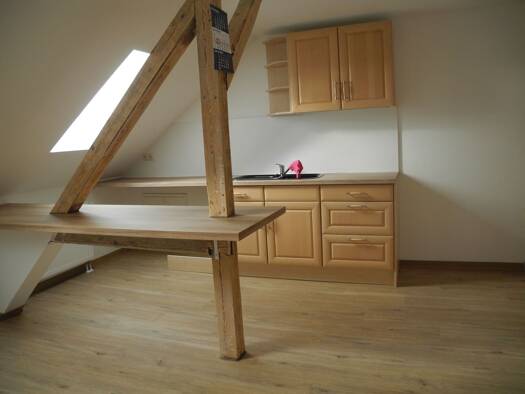 Wohnung zur Miete 438 € 3 Zimmer 74 m² Geschoss 3/4 frei ab 01.11.2025 Markneukirchen 08258