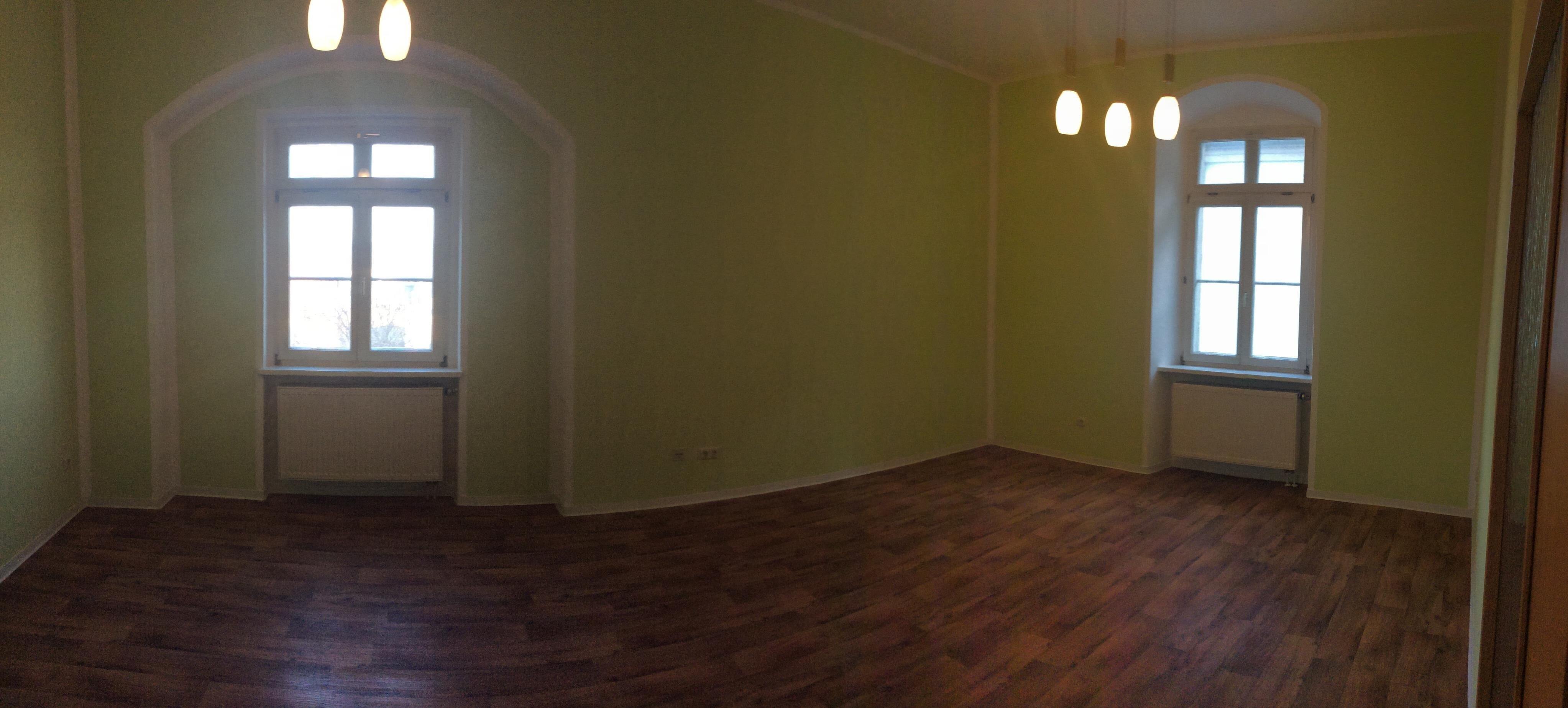 Maisonette zur Miete 575 € 3,5 Zimmer 135 m²<br/>Wohnfläche 2.<br/>Geschoss ab sofort<br/>Verfügbarkeit Markt 12 Neustadt Neustadt 07806