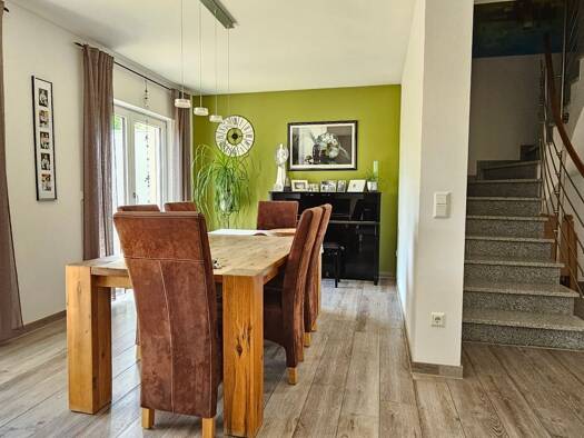 Einfamilienhaus zum Kauf 1.250.000 € 5 Zimmer 176 m² 541 m² Grundstück Konradsiedlung-Wutzlhofen Regensburg 93057
