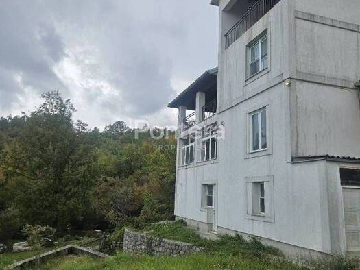 Haus zum Kauf 463.000 € 14 Zimmer 450 m² Bregi, Matulji Matulji
