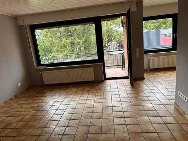 Wohnung zur Miete 700 € 3 Zimmer 82 m² 1. Geschoss frei ab 01.10.2026 Südstr. 8 Eschweiler Eschweiler 52249