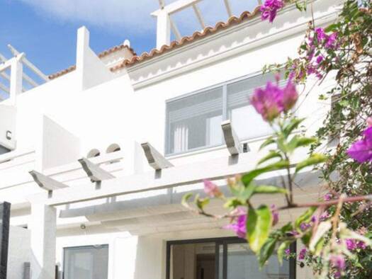 Stadthaus zum Kauf 585.000 € 4 Zimmer 135 m² Estepona 29680
