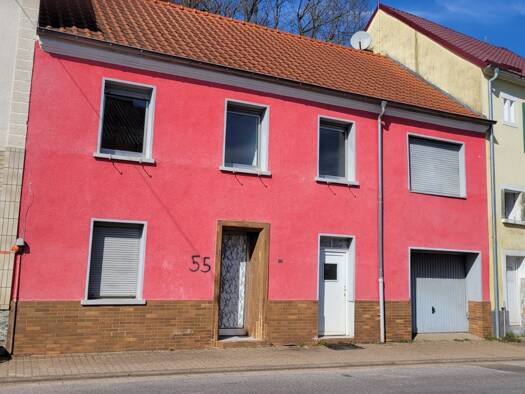 Reihenmittelhaus zum Kauf 149.000 € 5 Zimmer 106 m² 265 m² Grundstück Honzrath Beckingen 66701