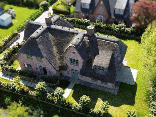 Doppelhaushälfte zum Kauf 2.850.000 € 5 Zimmer 111 m² 330 m² Grundstück frei ab sofort Archsum Sylt 25980