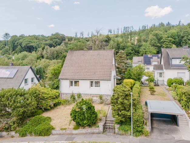 Einfamilienhaus zum Kauf 185.000 € 4 Zimmer 102,9 m² 956 m² Grundstück Rathmecke Lüdenscheid 58513