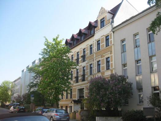 Wohnung zur Miete Wohnen auf Zeit 400 € 1 Zimmer 42 m² frei ab sofort Halle 06108