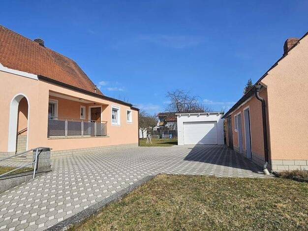 Einfamilienhaus zum Kauf 295.000 € 5 Zimmer 100 m² 1.100 m² Grundstück frei ab sofort Haselmühl Kümmersbruck 92245