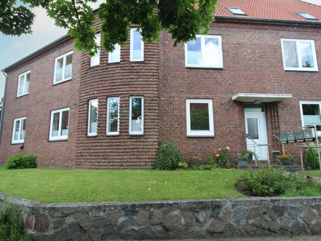 Sonstiges zum Kauf als Kapitalanlage geeignet 215.000 € 4 Zimmer 91 m² Schleswig 24837