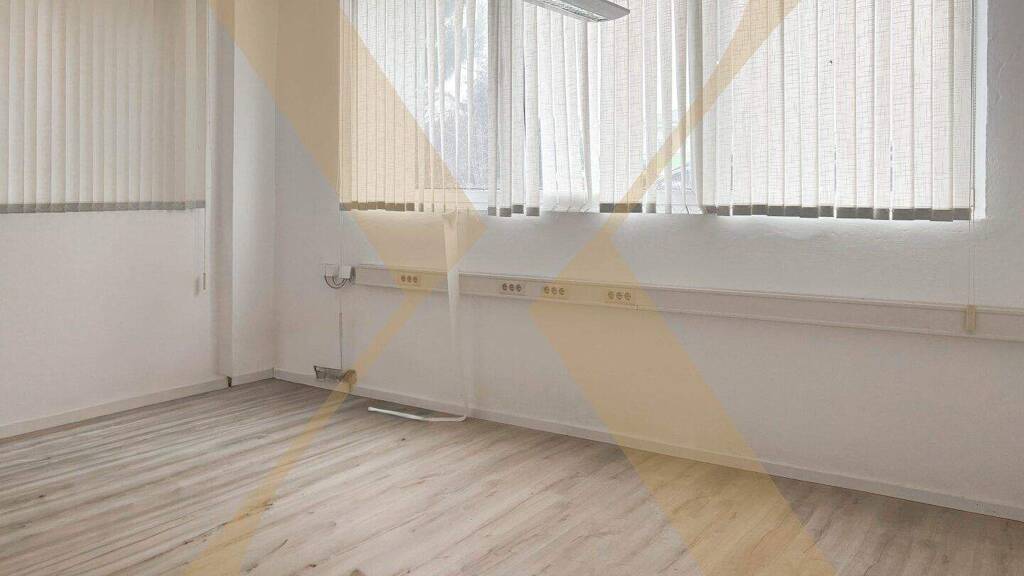 Halle/Industriefläche zur Miete 160 € 24,6 m² Lagerfläche Wiener Bundesstraße Traun 4050