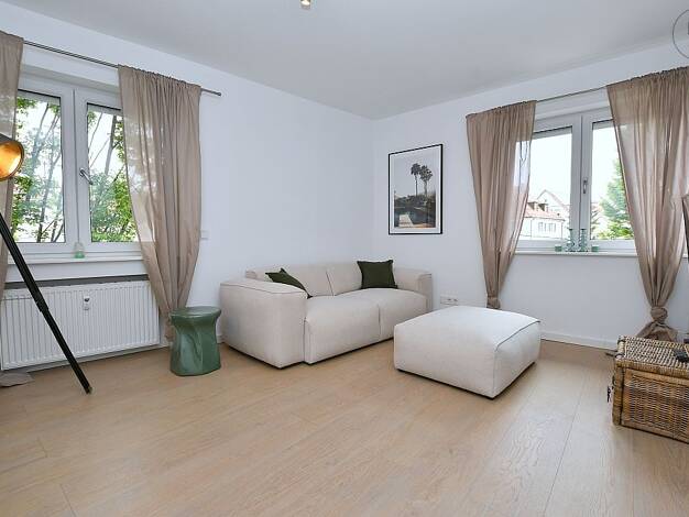 Wohnung zur Miete Wohnen auf Zeit 1.690 € 2 Zimmer 54 m² frei ab 01.10.2025 Degerloch Stuttgart 70597