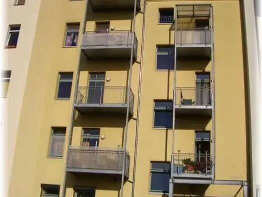 Wohnung zur Miete 320 € 2 Zimmer 47,2 m² 1. Geschoss frei ab sofort Merseburger Straße 212 Damaschkestraße Halle (Saale) 06130