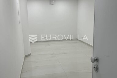 Büro-/Praxisfläche zum Kauf 55.000 € Pula 52100