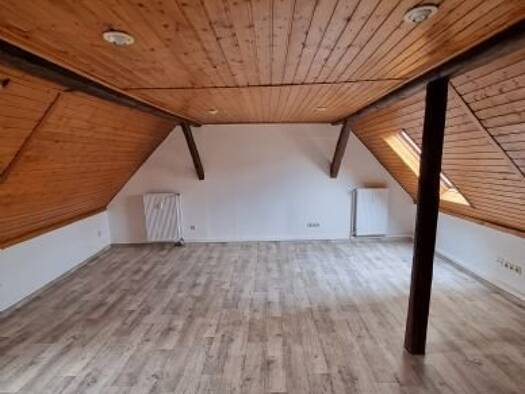 Wohnung zur Miete 350 € 3 Zimmer 66,6 m² 2. Geschoss Altmarkt 14 Zeitz 06712