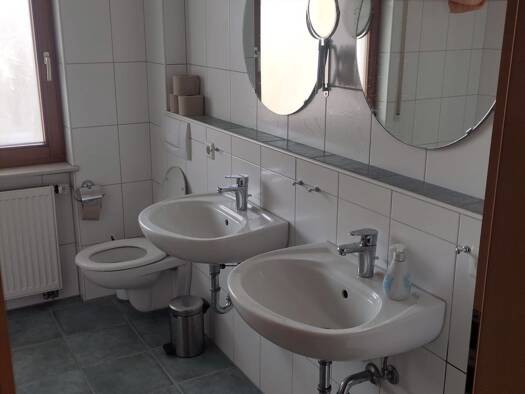 Wohnung zur Miete 950 € 3,5 Zimmer 79 m² Geschoss 1/2 frei ab 13.04.2026 Gurtweil Waldshut-Tiengen 79761