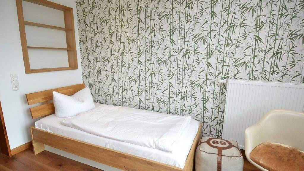 Studio zur Miete 1.350 € 1 Zimmer 25 m² 3. Geschoss frei ab sofort Oberhausen Augsburg 86154