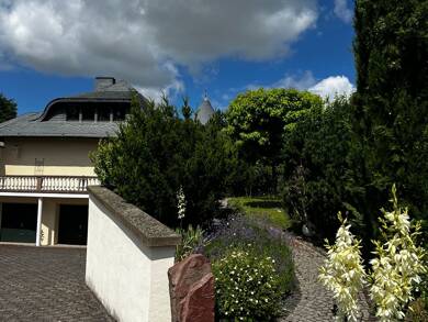 Villa zum Kauf provisionsfrei 1.090.000 € 6 Zimmer 425 m² 2.500 m² Grundstück Beßlich Newel 54309
