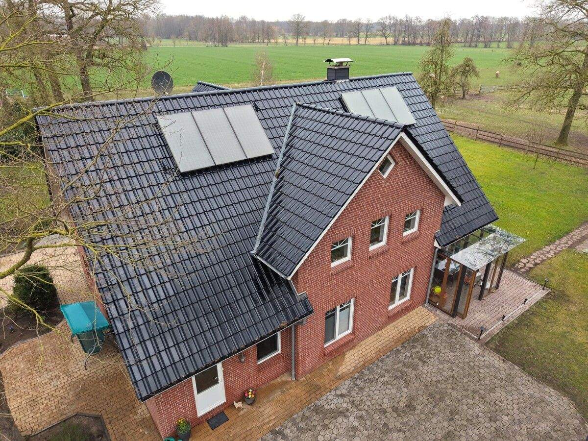 Immobilie in Bakum - Zweifamilienhaus im idyllischen Außenbereich von Bakum.      6.345 m² Grundstück. Solarthermie u. Nebengebäude. - Bild 2