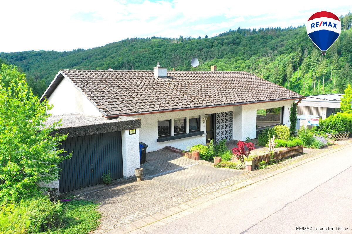 Bungalow zum Kauf 249.000 € 8 Zimmer 240 m²<br/>Wohnfläche 599 m²<br/>Grundstück Dreisbach Mettlach 66693