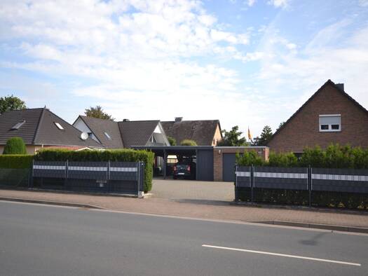 Einfamilienhaus zum Kauf 415.000 € 6 Zimmer 177 m² 874 m² Grundstück Daverden Langwedel 27299
