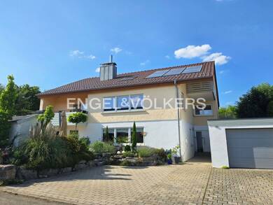 Einfamilienhaus zum Kauf 860.000 € 9 Zimmer 246 m² 747 m² Grundstück frei ab 01.09.2025 Wurmlingen Rottenburg am Neckar 72108