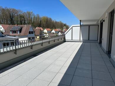 Wohnung zur Miete - Neubau 1.865 € 4,5 Zimmer 98,9 m² Dachgeschoss, 3. Geschoss frei ab sofort Innenstadt Ravensburg 88212