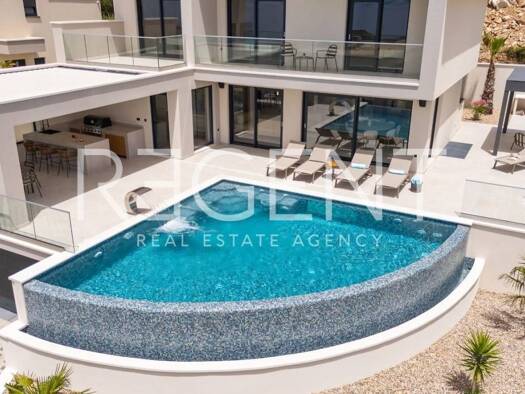 Haus zum Kauf 1.680.000 € 5 Zimmer 2 m² Podstrana